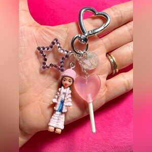Mini Bratz Keychain (Yasmin Winter Collection) 💕